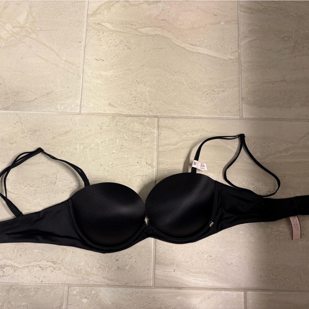 Victoria's Secret Black Bra Elegance